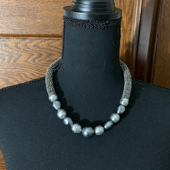 Silver Bead necklace. Approx 9” long. Has an extender can be longer. - Picture 3 of 3